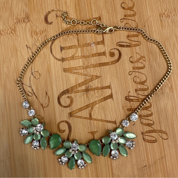 J Crew Factory Gold Tone and Green Statement Bib Necklace - Picture 11 of 16